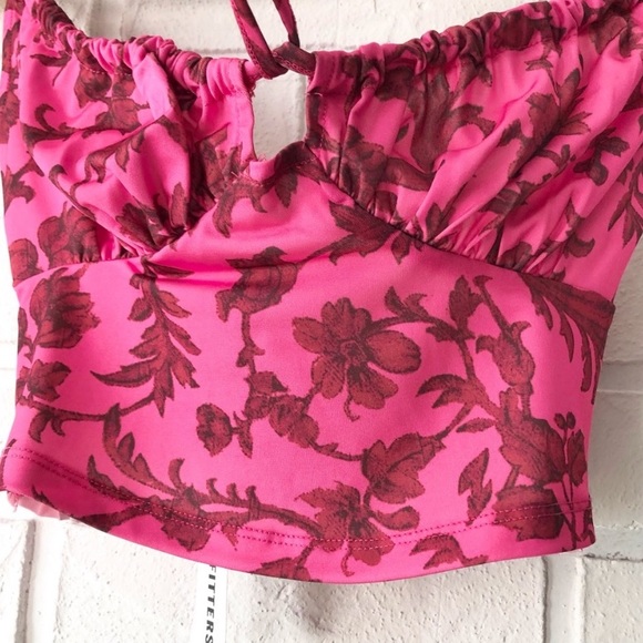 NEW Urban Outfitters cropped floral tie front cami - Picture 5 of 6